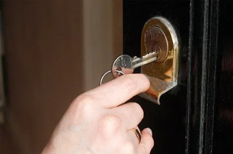 Security Locksmith Services Lawrence, MA 978-273-7305 Security Locksmith Services Lawrence, MA 978-273-7305 - 7-Door-Unlock